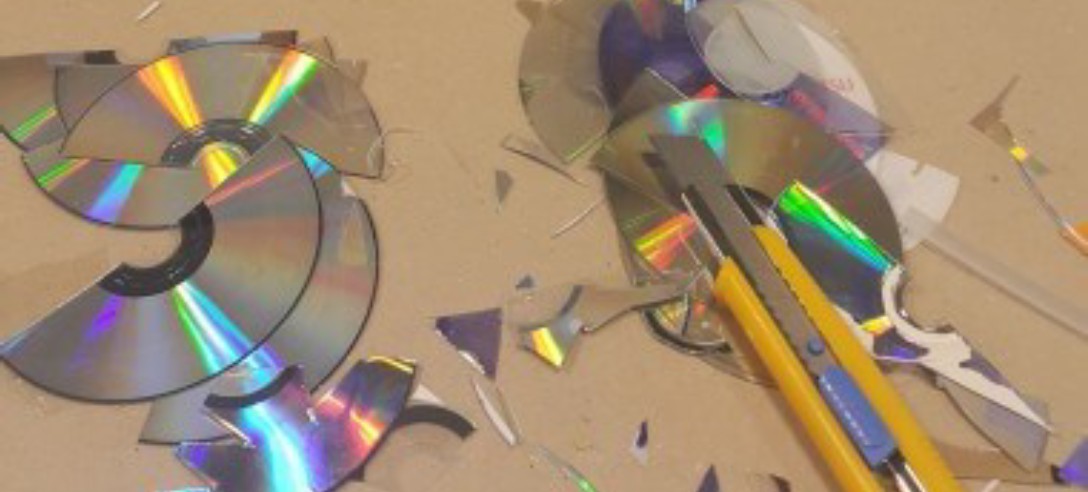 Atık CD’lerle Objelerimizi Yeniden Tasarladık, Geri Dönüşüme Destek Olduk !