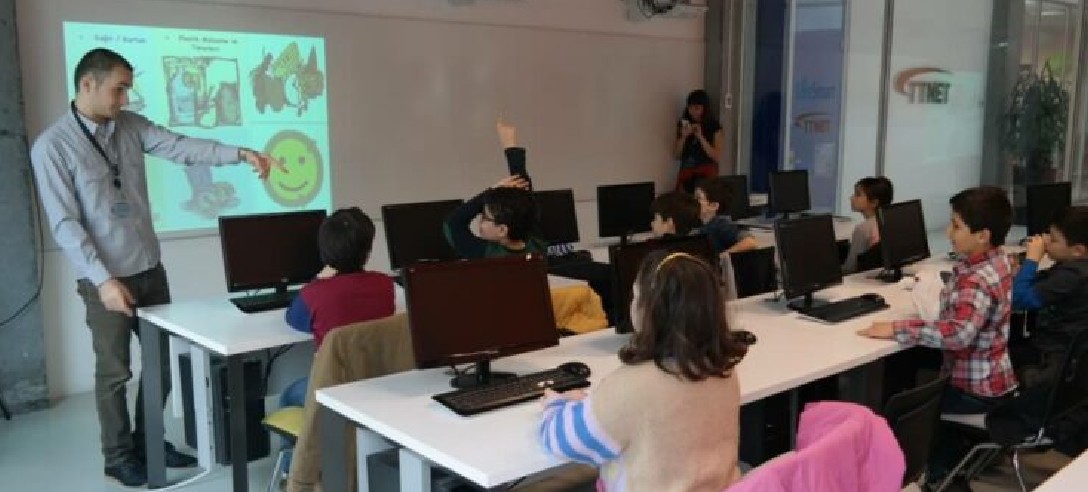 Başakşehir Living Lab 2. Çocuk Eğitimi ve Çalıştayı