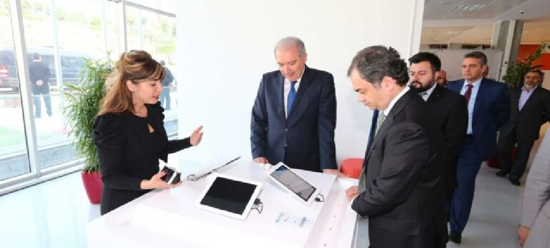 İstanbul Büyükşehir Belediyesi Genel Sekreteri Living Lab ziyareti