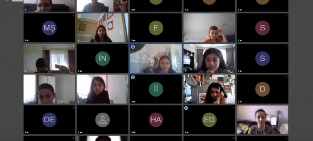 Livinglab İlk Online Eğitimi İle Türkiye de ki Tüm Çocuklara Ücretsiz Scratch Eğitimini Verdi