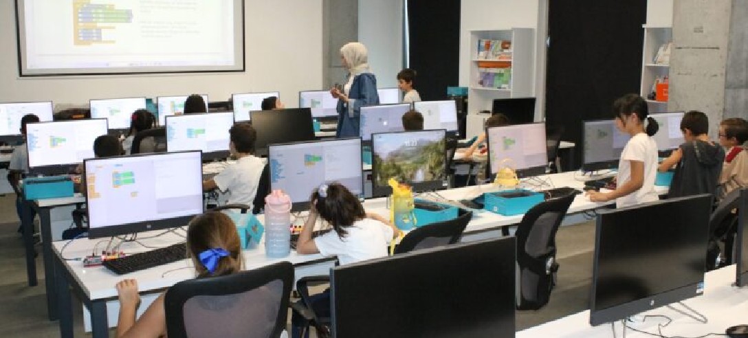 Roblox Studio İle 3Boyutlu Oyunlar Tasarladık.