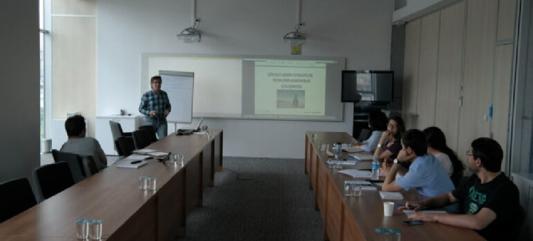 STRATEJİK KONUMLAMA EĞİTİMİ