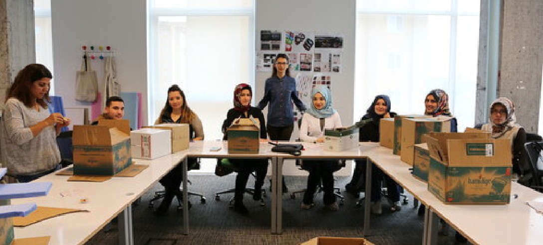 Başakşehirliler sokak hayvanları için barınak tasarladı